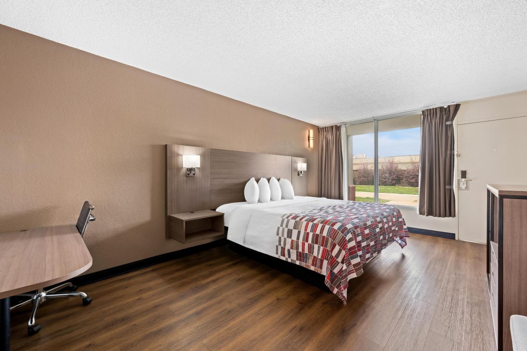 Red Roof Inn Charlotte - Airport Eksteriør billede